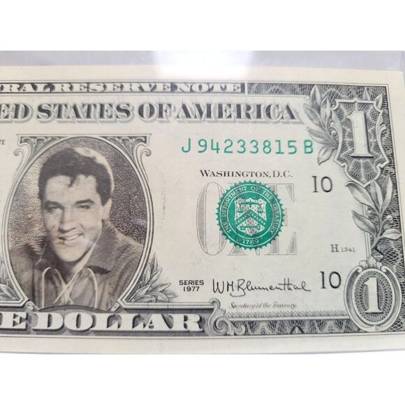 Elvis Presley USA $1 One Dollar Bill Legal Tender J94233815B 1977 Plastic Sleeve - Picture 2 of 3